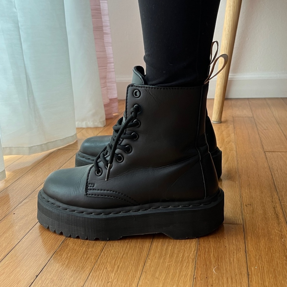 Dr. Marten Vegan Jadon Black Platform Boots Women’s US6/EU37 BRAND NEW
